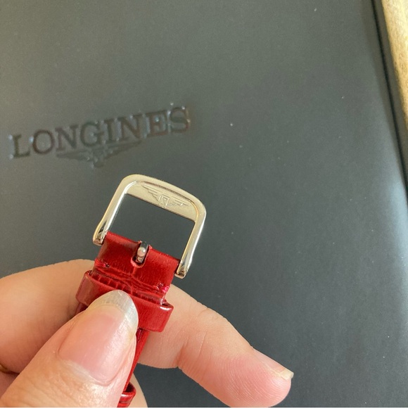 Longines Women's Quartz Watch - Picture 5 of 8